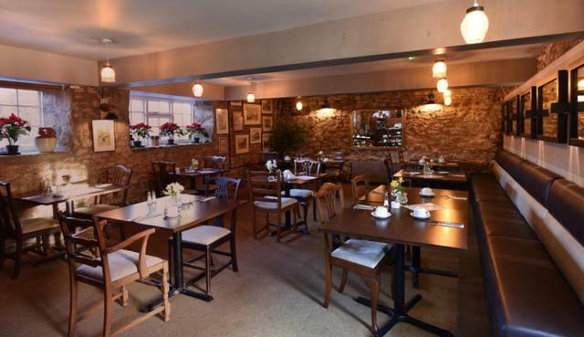 The George At Nunney Hotel Ngoại thất bức ảnh